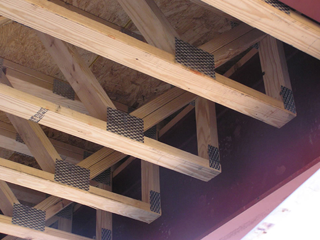 Floor-Trusse-on-Steel-Beam-Marriott-Mar-2007-_jpg